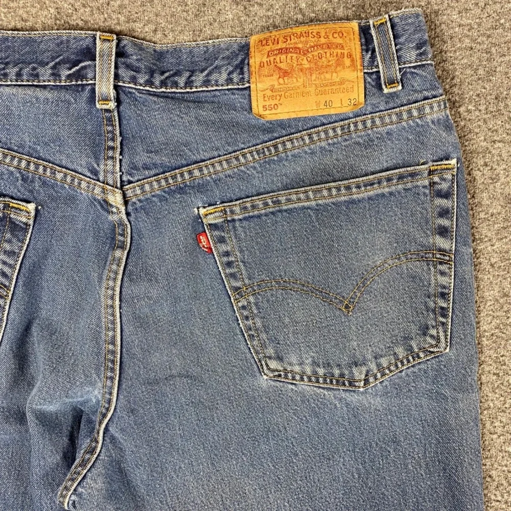 Vintage Levis 550 Relaxed Fit Jeans Mens 40x32 Blue Denim Tapered Leg 90s‎ y2k